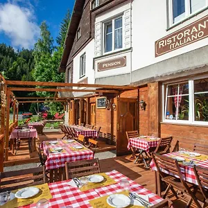 3* Pensjonat Sofinata & Pizzeria
